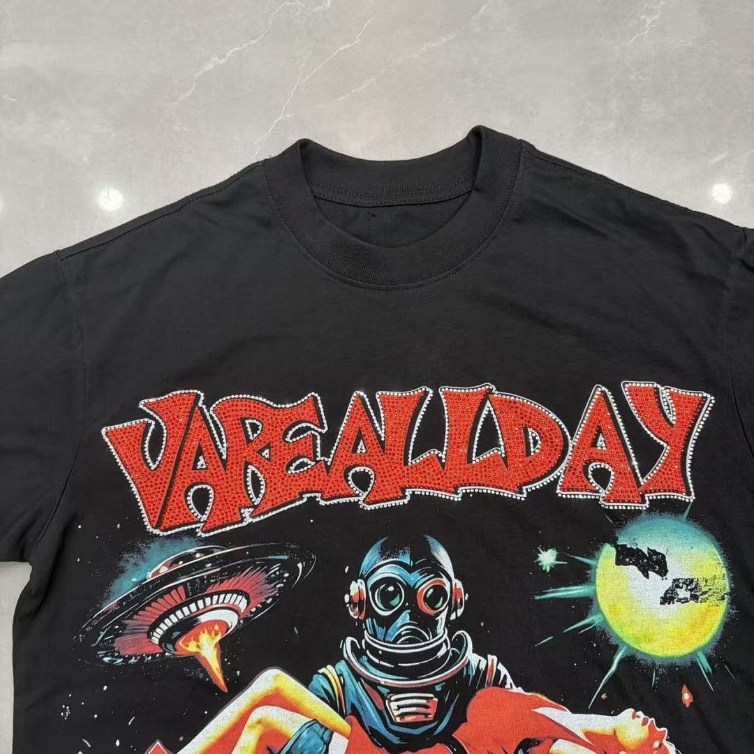 VARE Vintage Space Graphic Tee