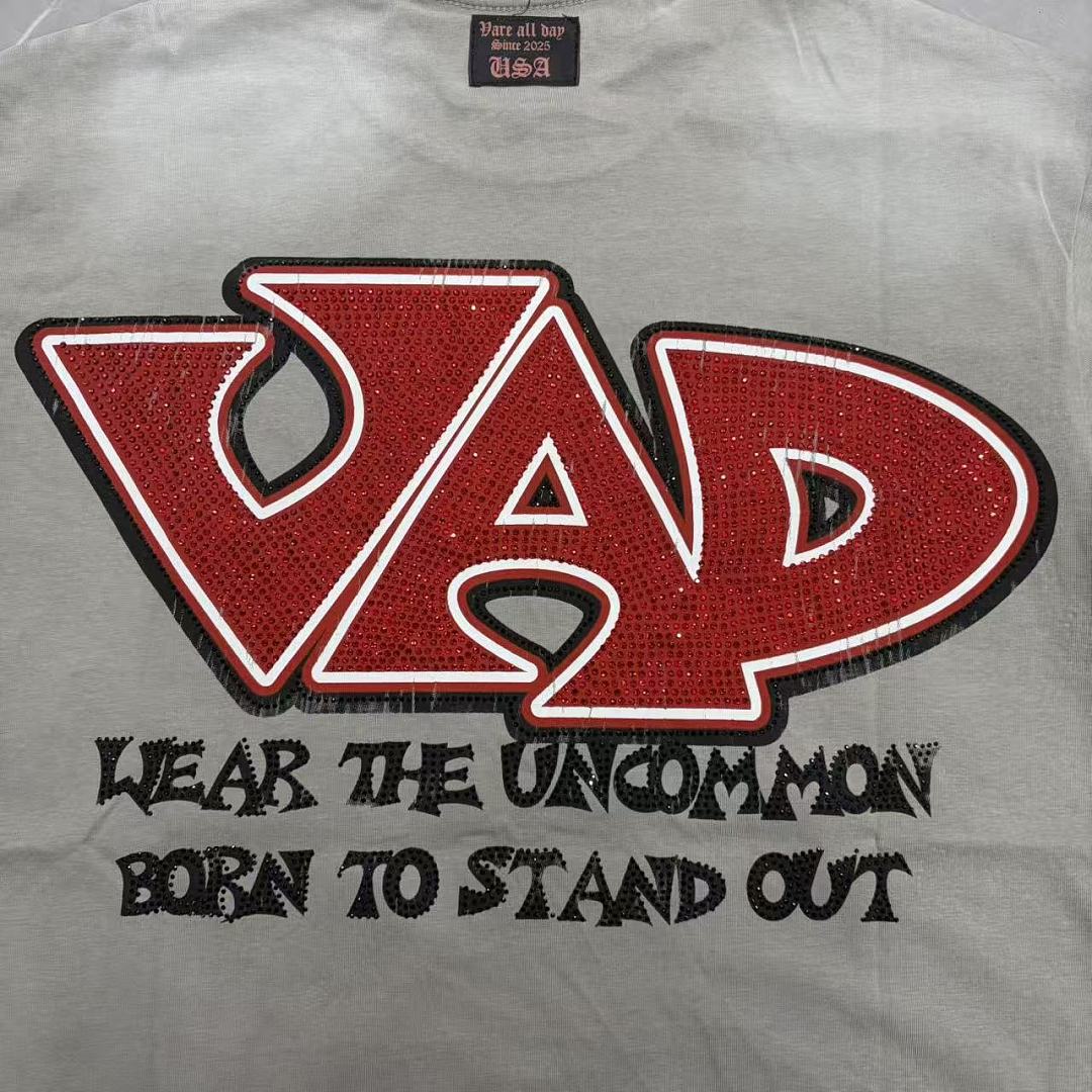 VARE Vintage UFO Graphic T-Shirt – Y2K Alien Streetwear Oversized Tee