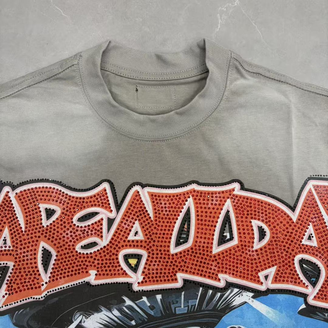 VARE Vintage UFO Graphic T-Shirt – Y2K Alien Streetwear Oversized Tee