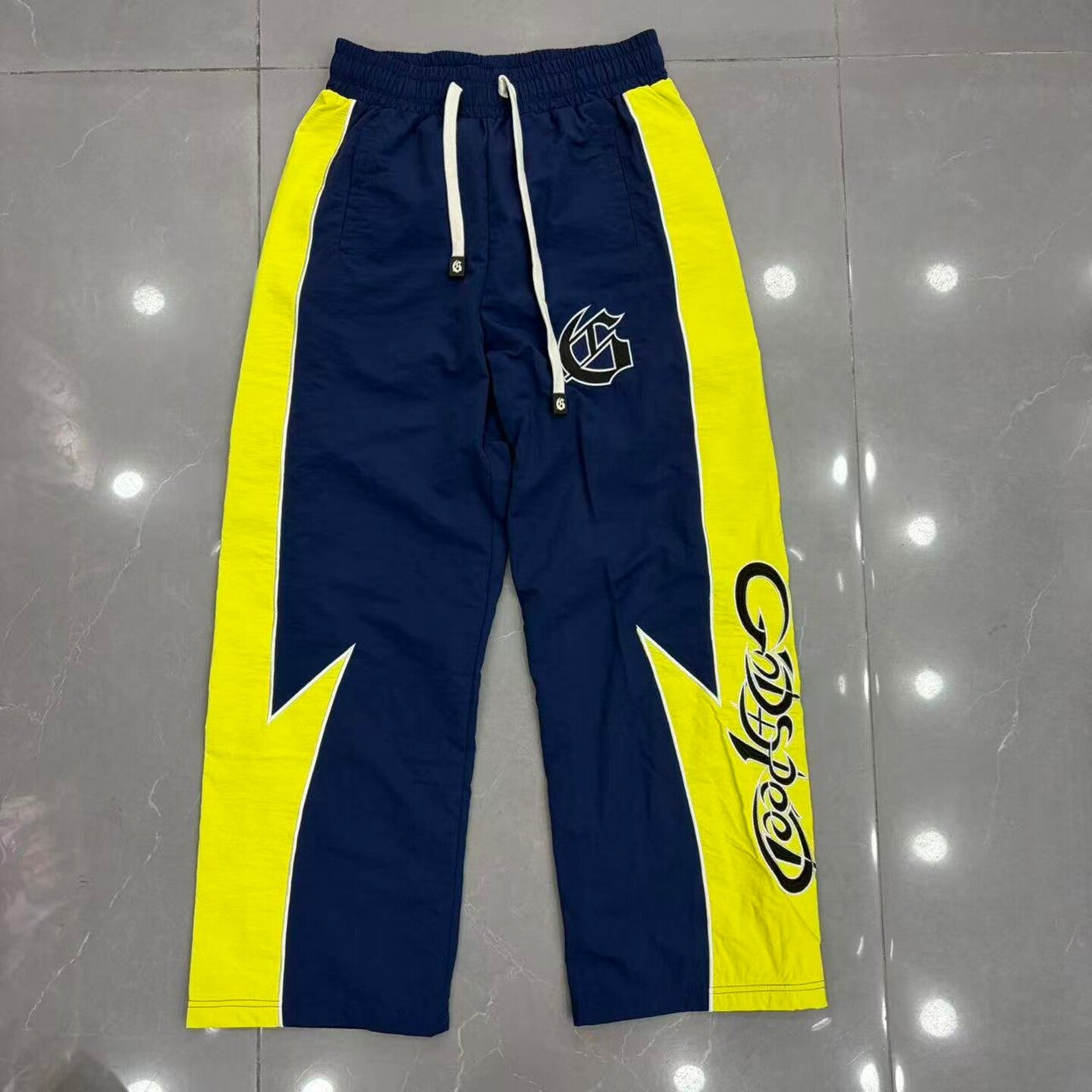 GODSPEED Vintage Contrast Splicing Graphic Straight Sweatpants