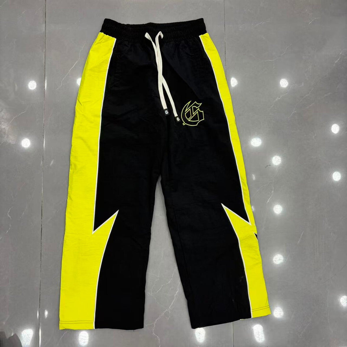 GODSPEED Vintage Contrast Splicing Graphic Straight Sweatpants